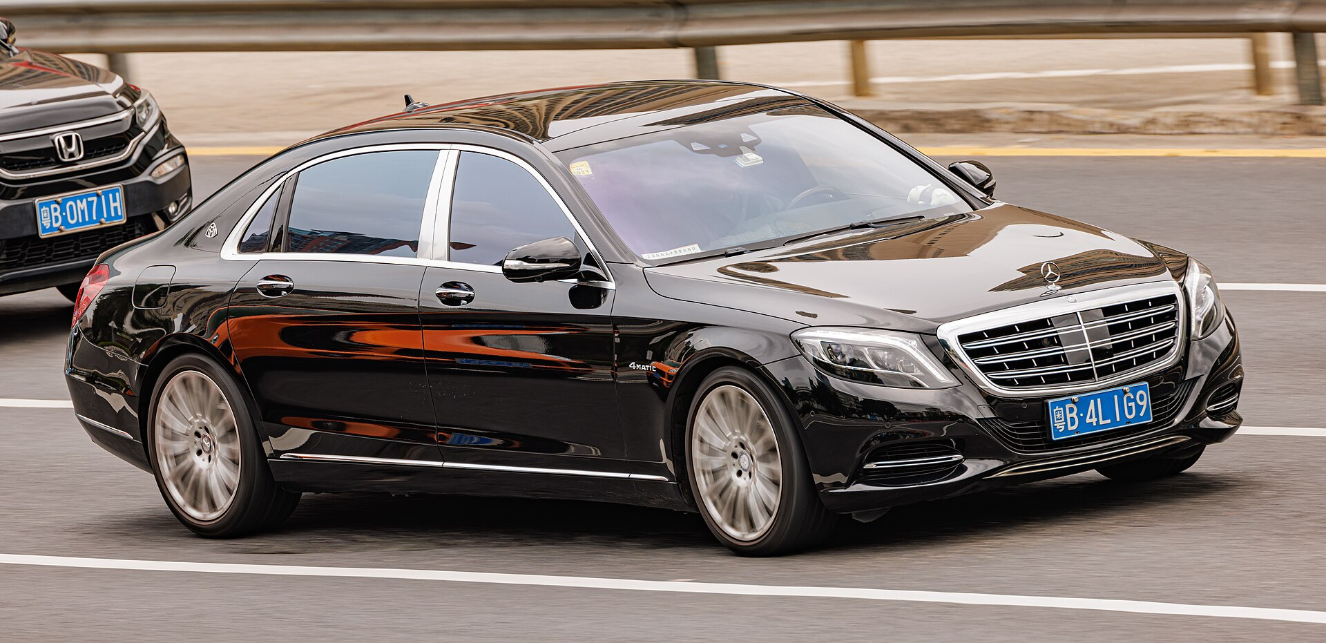 Mercedes-Benz S-Class Maybach S-class (W222)