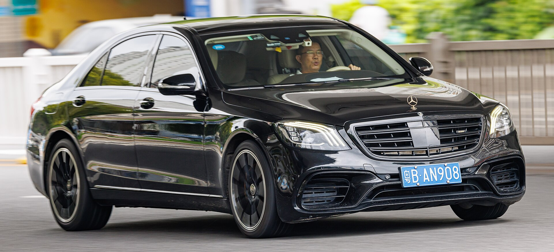 Mercedes-Benz S-Class (W222)