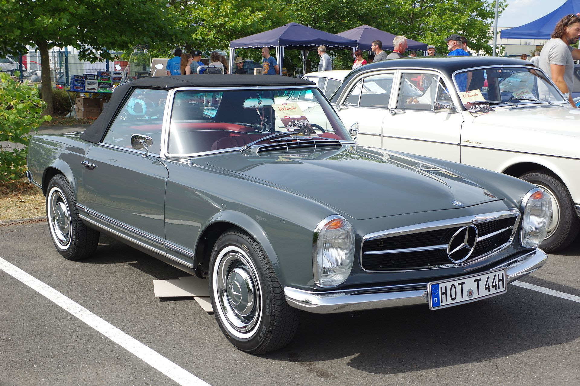 Mercedes-Benz SL (W113)