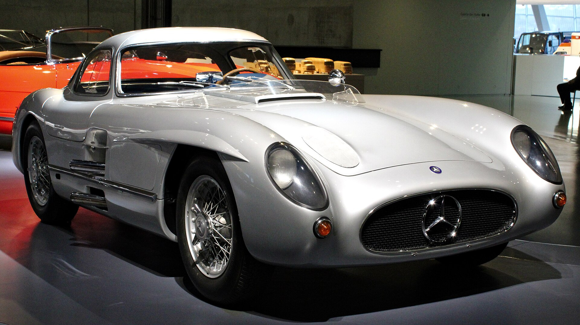 Mercedes-Benz 300 SLR Coupe (W196S)