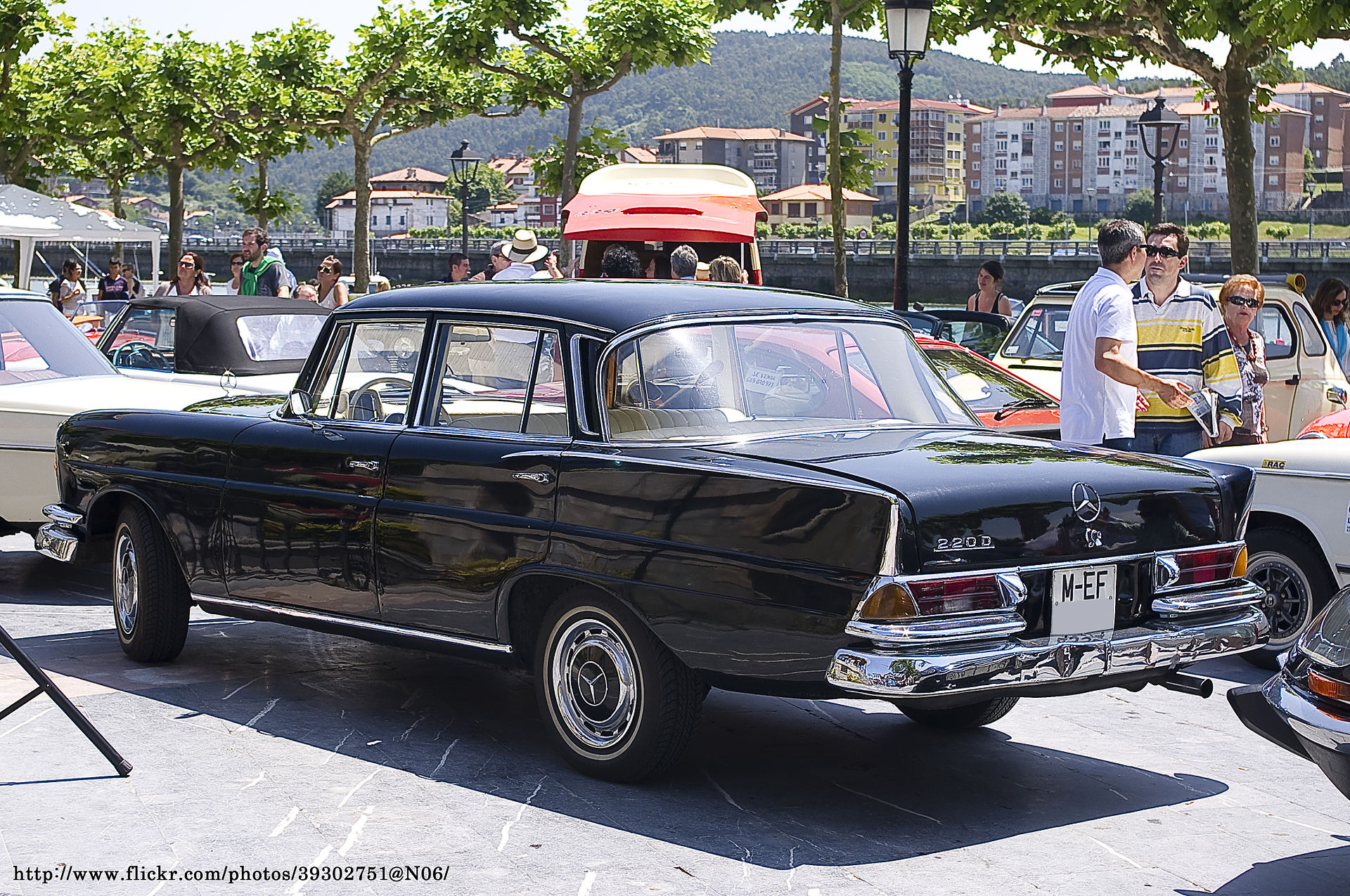 Mercedes-Benz Fintail (W111)