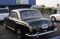 Mercedes-Benz Ponton W120 Sedan — снимка 2