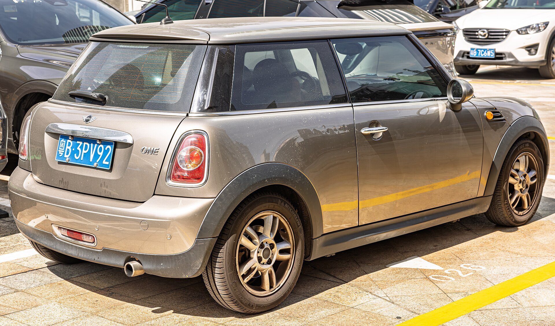 Mini Hatch (R56)