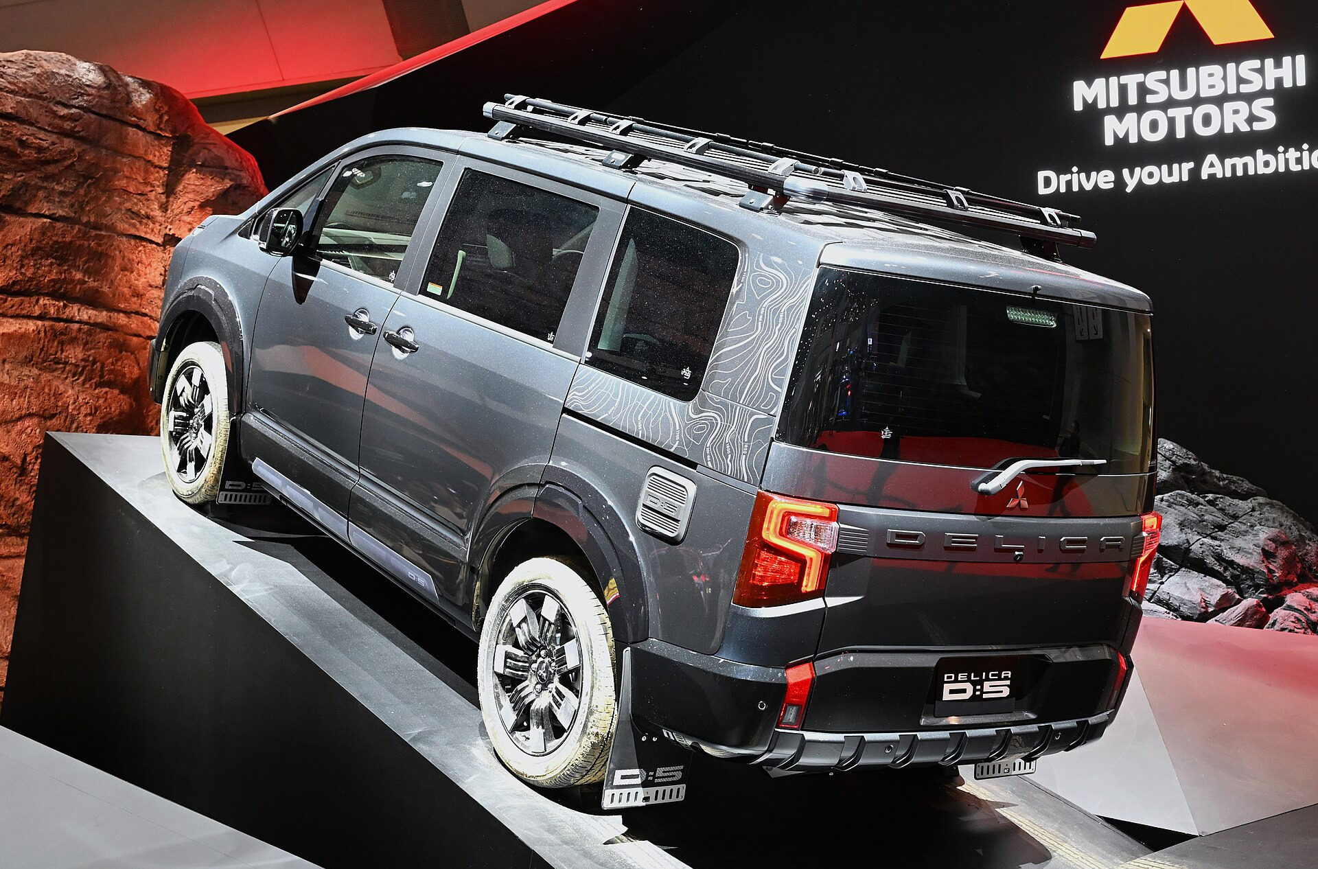 Mitsubishi Delica (D5, facelift2019)