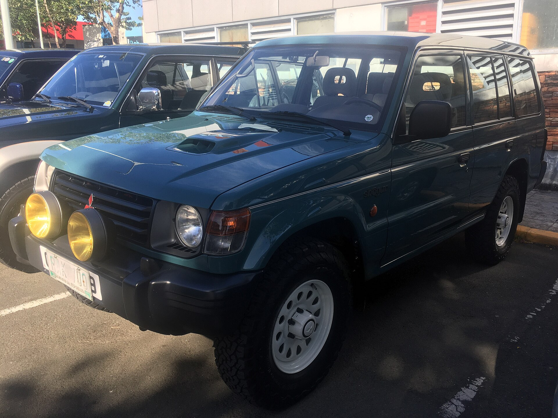 Mitsubishi Shogun IV (3-door, facelift 2014)