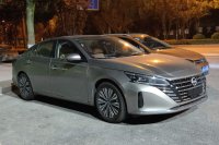 VI (facelift 2022)