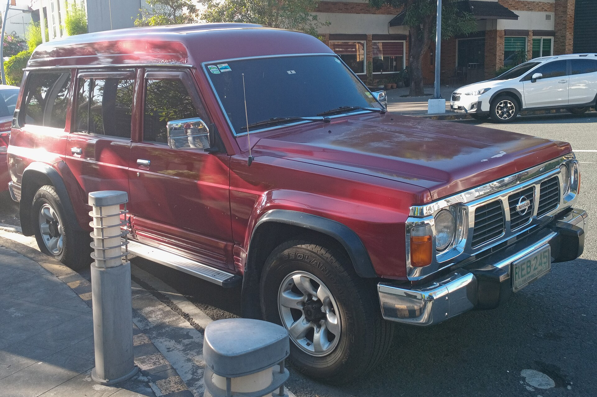 Nissan Patrol IV 5-door (Y60)