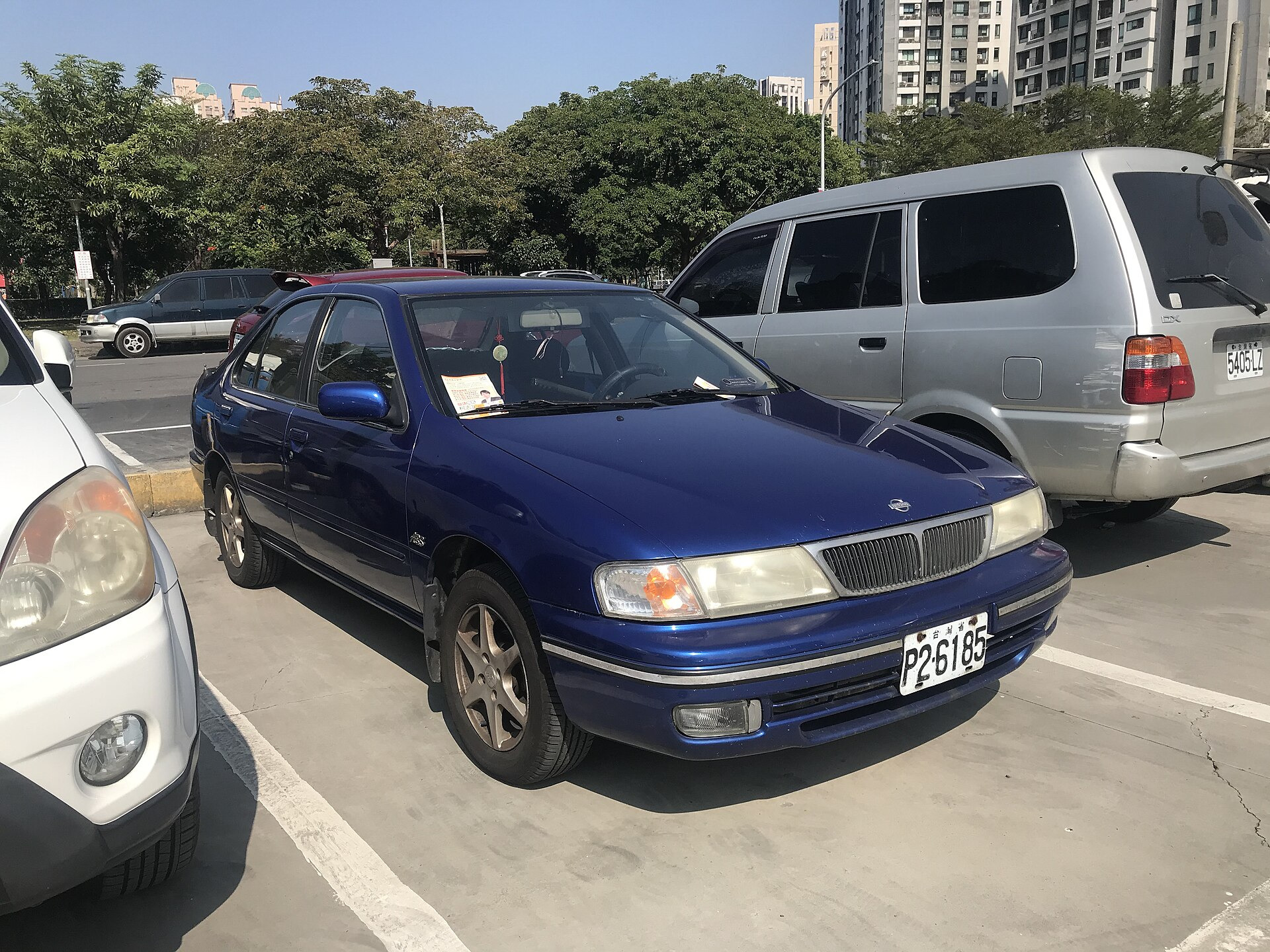 Nissan Sentra (B14)
