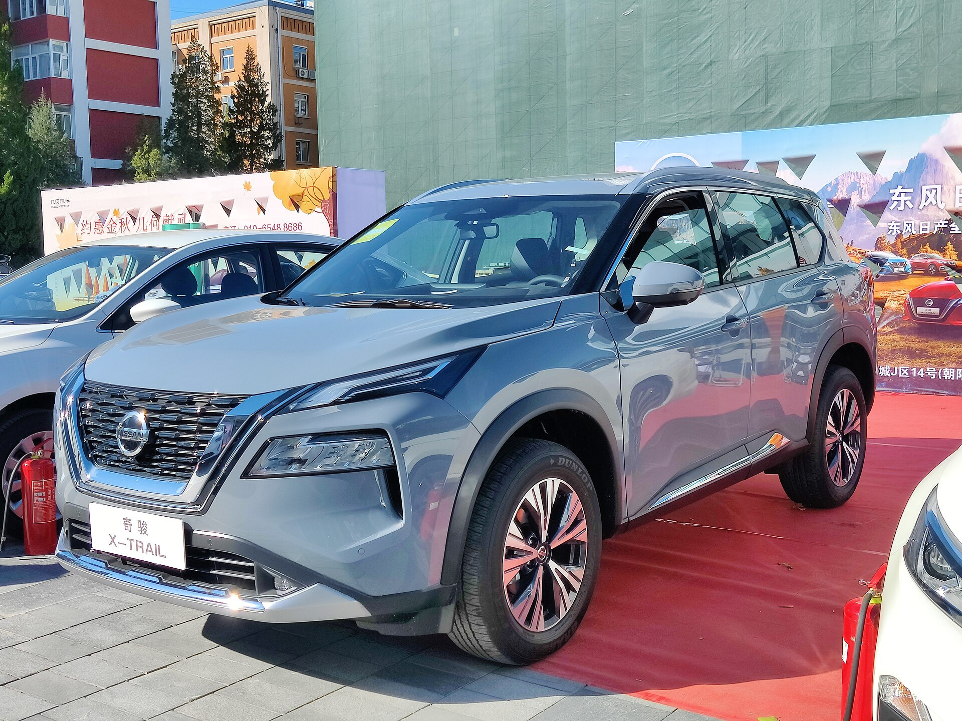 Nissan X-Trail IV (T33)