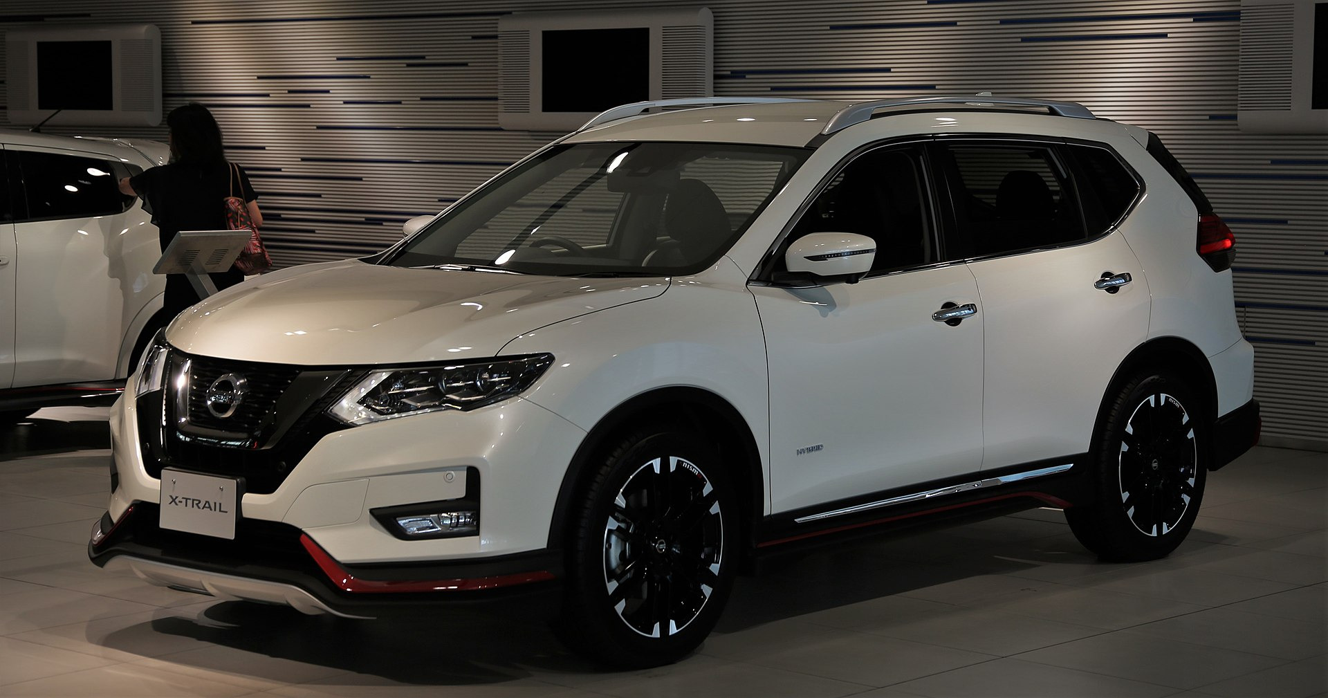 Nissan X-Trail III (T32)