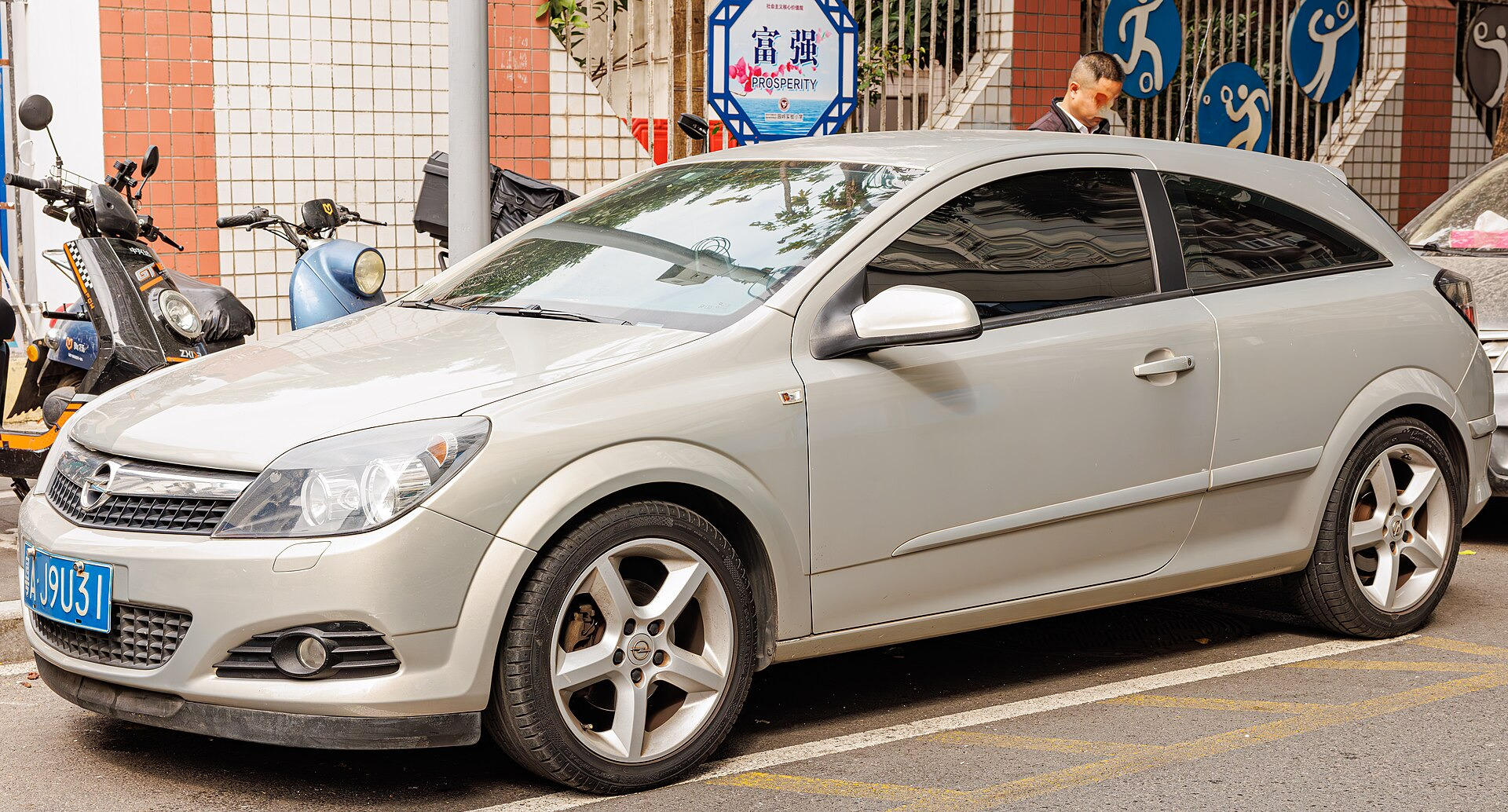 Opel Astra H GTC