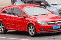 Opel Astra H GTC — снимка 3