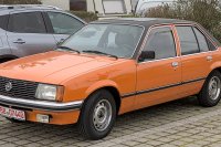 Opel Rekord E Caravan (facelift 1982) — снимка 2