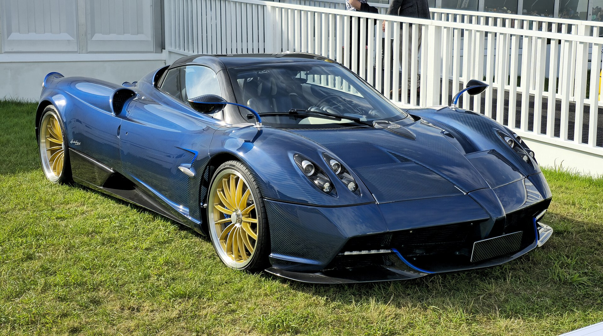 Pagani Huayra Roadster