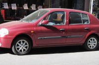 Renault Clio II (Phase I) 3-door — снимка 2